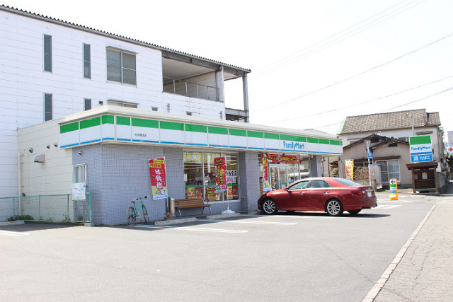 コンビニ　ファミリーマート大分椎迫店（コンビニ）まで600m