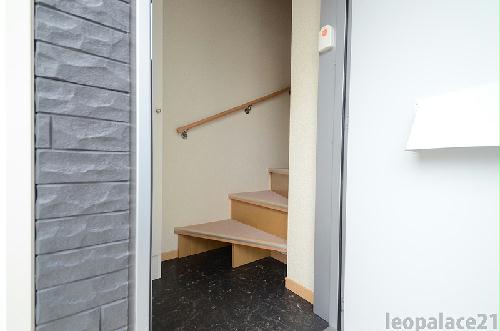 玄関　設備・使用は号室により異なる為、現況を優先致します。