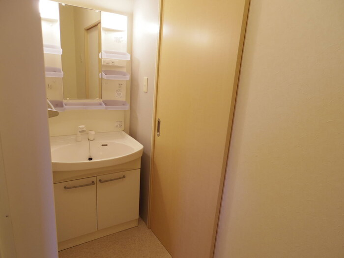 洗面設備　洗髪洗面化粧台