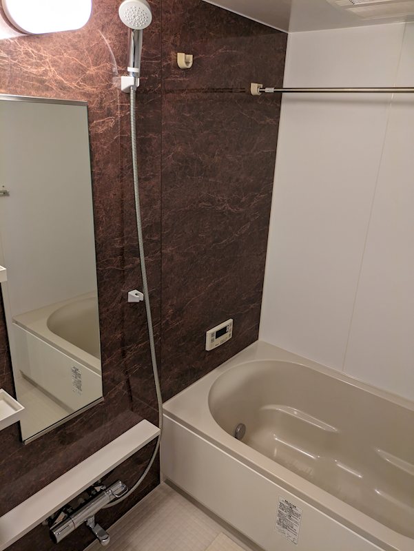 バス・シャワールーム