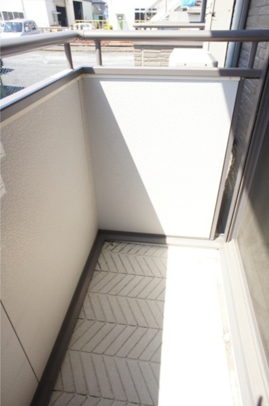 バルコニー　図面と現状に相違がある場合には現状を優先