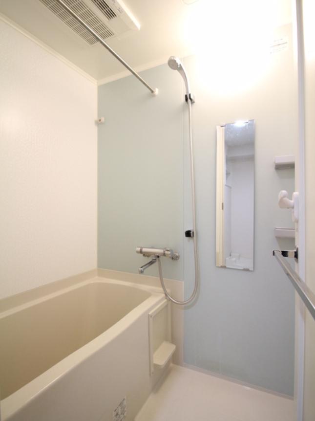 バス・シャワールーム　※反転タイプになります