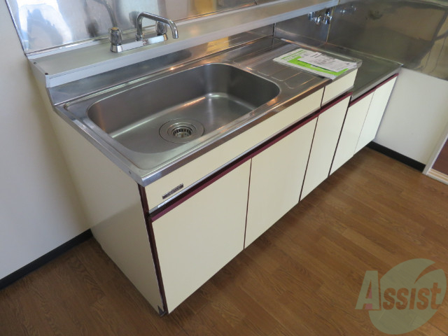 キッチン　こちらはキッチンです。料理するのが楽しみですね。