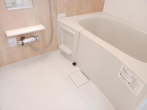 　バス・シャワールーム　バス