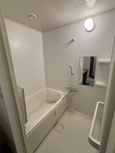 バス・シャワールーム　浴室