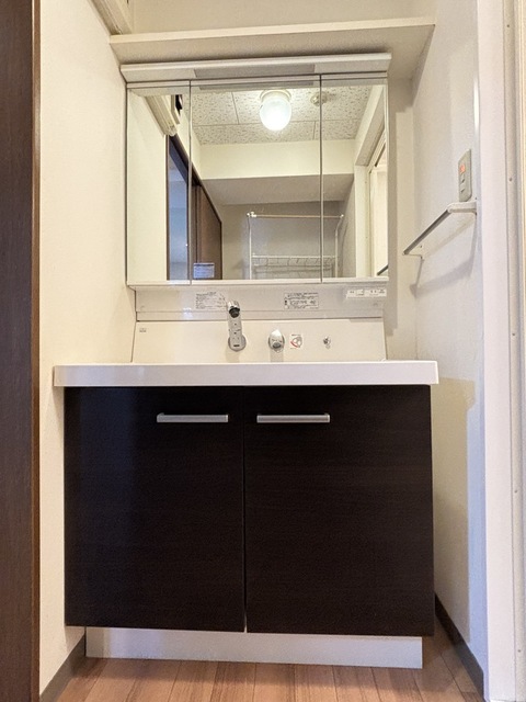 洗面設備　洗面化粧台