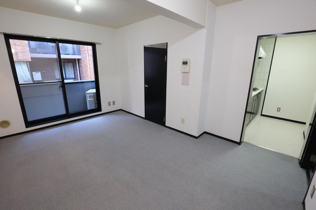 居室・リビング　内観