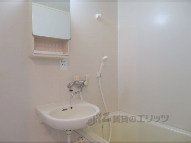 バス・シャワールーム　ユニットバス