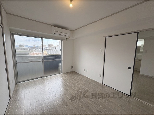 居室・リビング　洋室