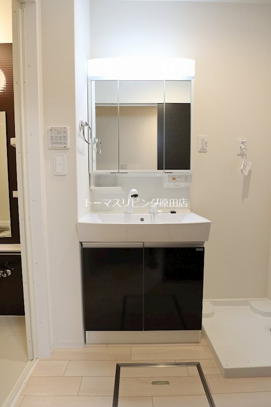 洗面設備　101号室写真