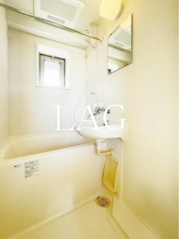 バス・シャワールーム　お風呂です。