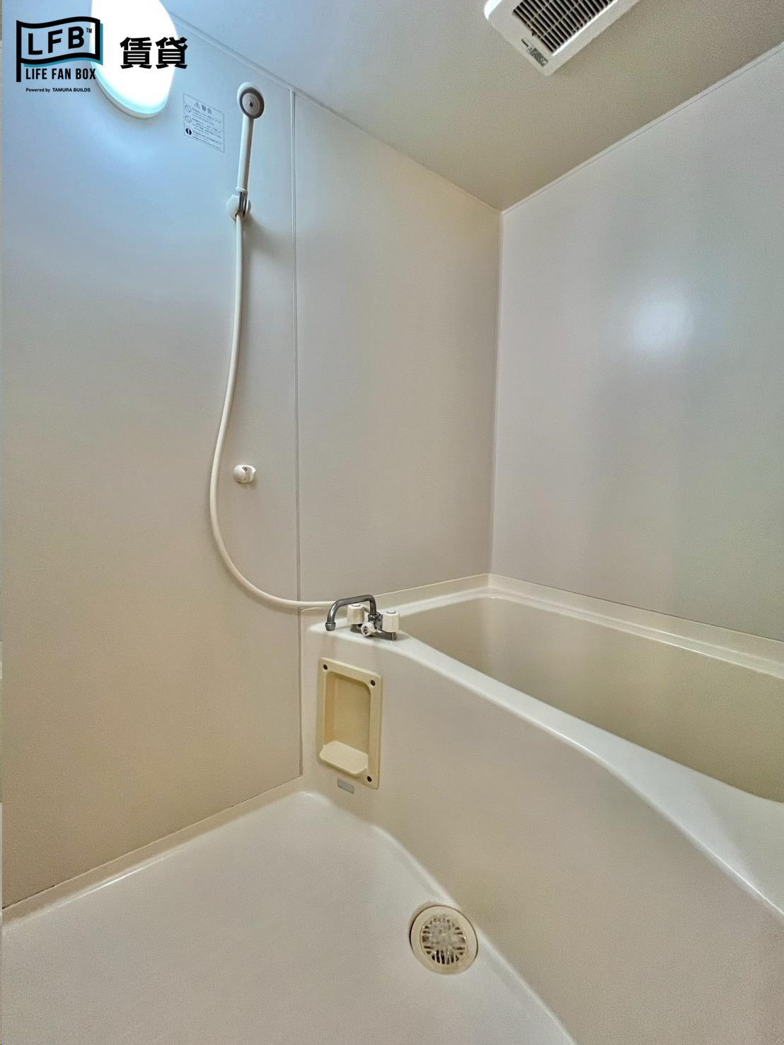 バス・シャワールーム　※別室の写真です