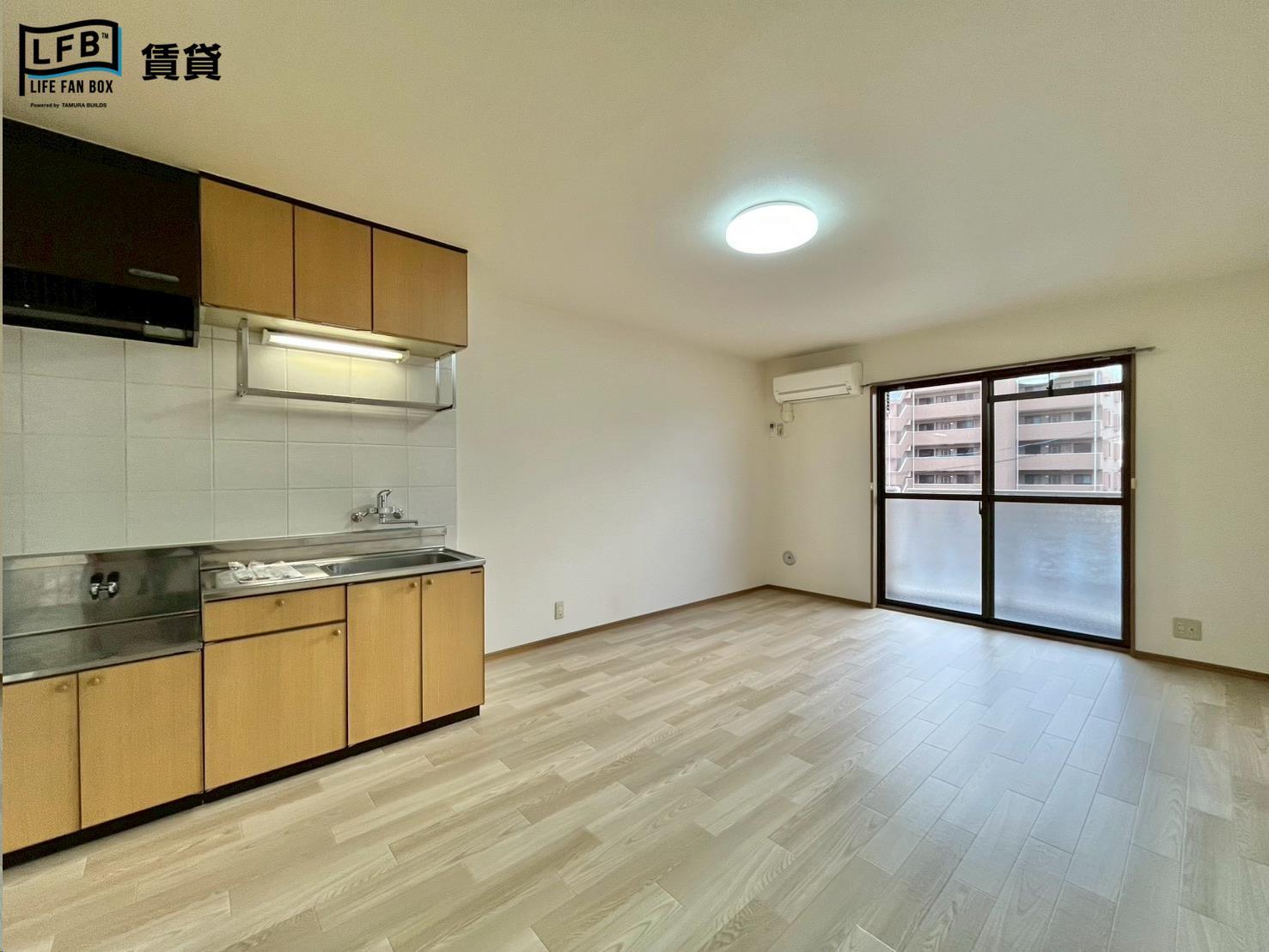 居室・リビング　※別室の写真です