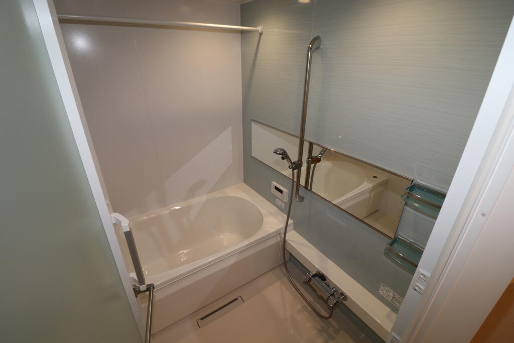 バス・シャワールーム　浴室：画像は同社類似物件の写真