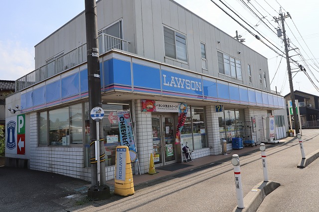 コンビニ　ローソン（コンビニ）まで713m