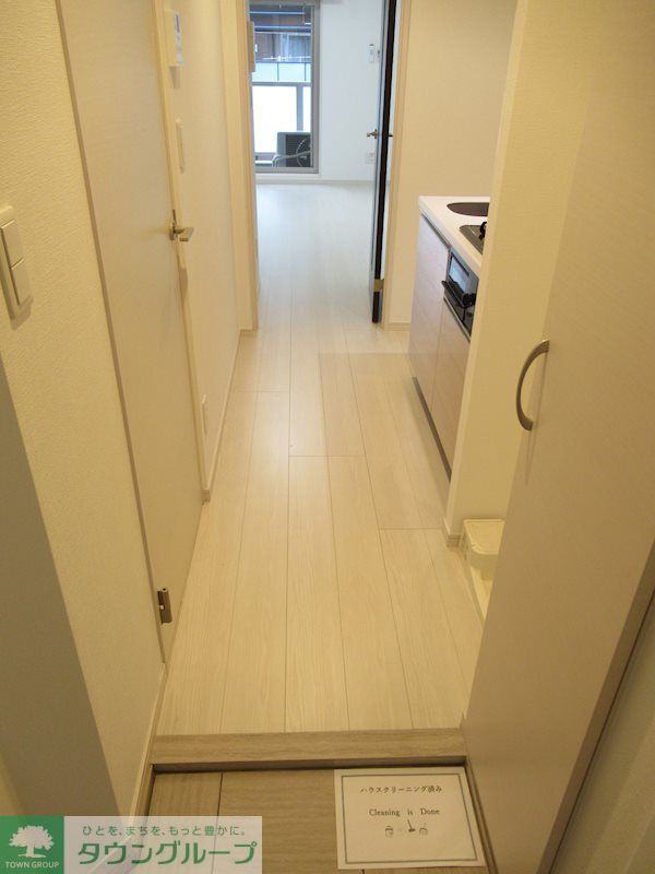 玄関　※参考写真