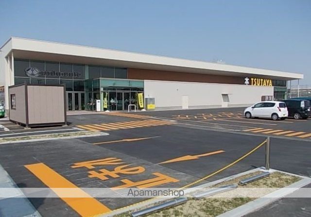 レンタルビデオ　ＴＳＵＴＡＹＡ（レンタルビデオ）まで700m