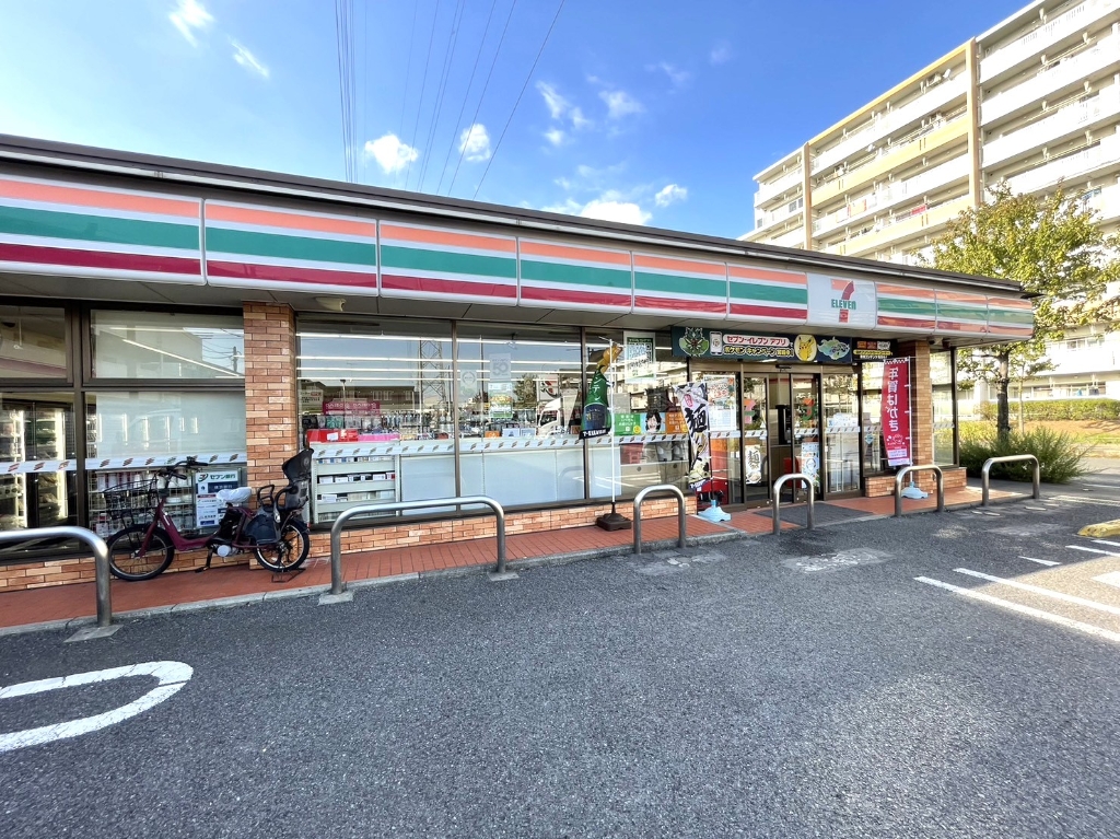 コンビニ　セブンイレブン 横浜綱島西6丁目店（コンビニ）まで553m