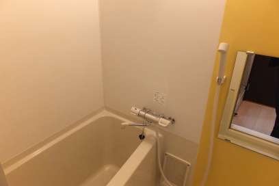 バス・シャワールーム　浴室乾燥機付き！！