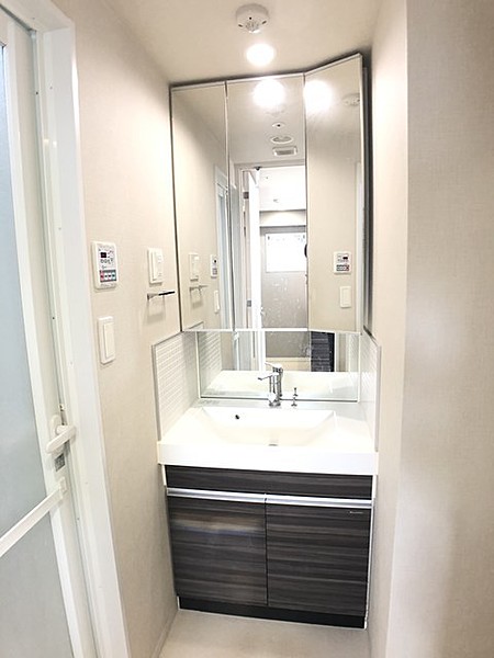 洗面設備　弊社は都内全域の物件をご紹介可能です！