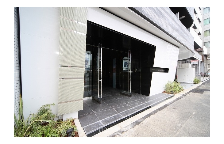 エントランス　弊社は都内全域の物件をご紹介可能です！