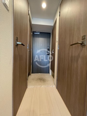 玄関　エスリード中之島クロスゲート　玄関スペース