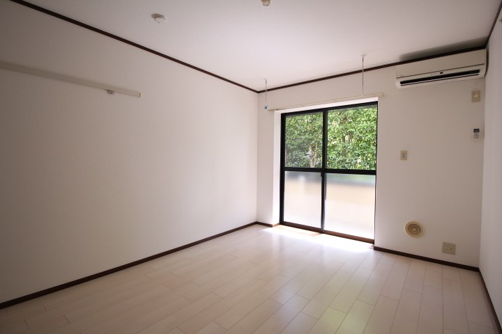 居室・リビング　別室参考写真