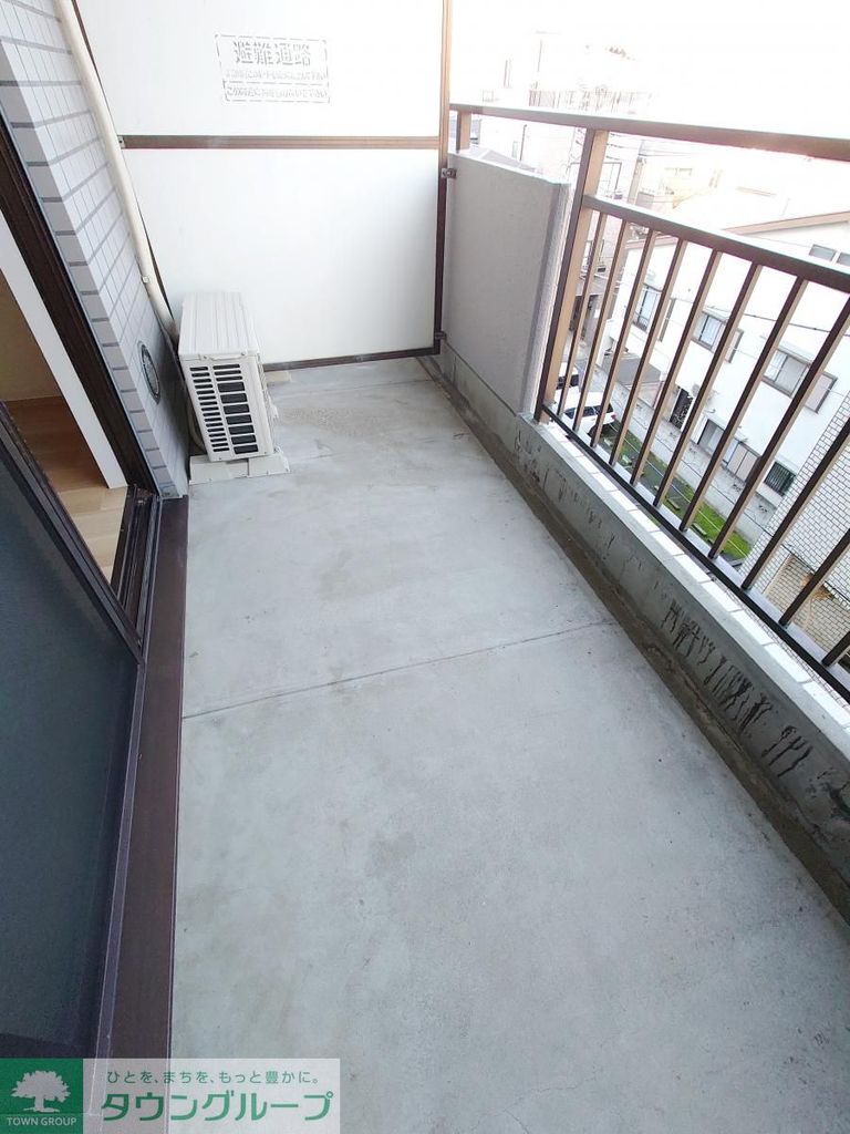 バルコニー　バルコニー