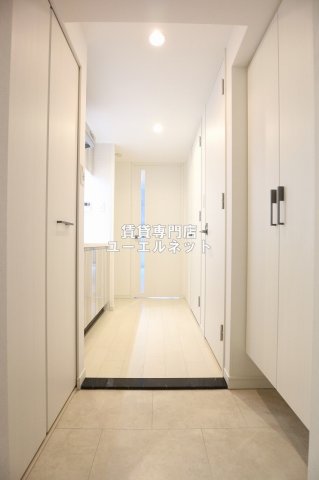 玄関　住まいの顔ともなる玄関