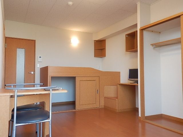 その他部屋・スペース　ベッド下収納有り