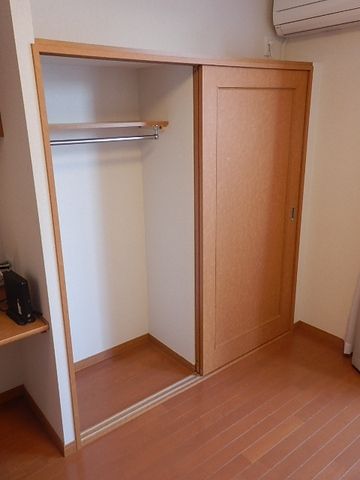 収納　クローゼット