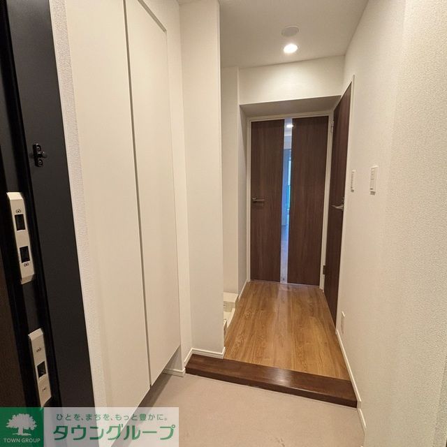 玄関　※写真は同タイプ住戸です。