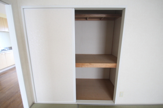 収納　※別部屋の写真です