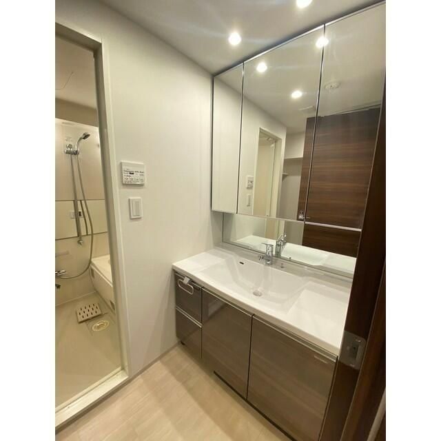 洗面設備　☆独立洗面台☆