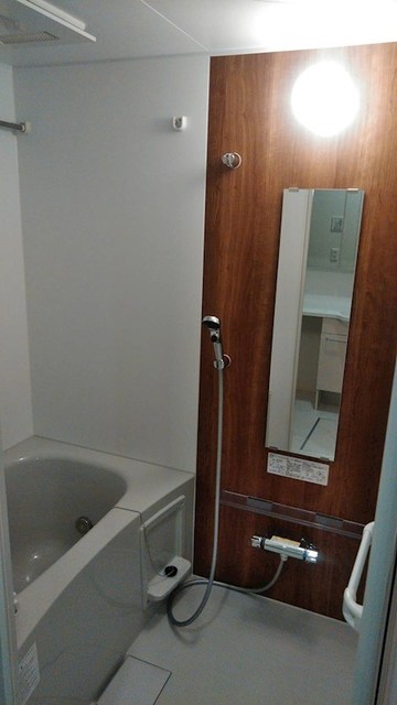 バス・シャワールーム　バスルーム