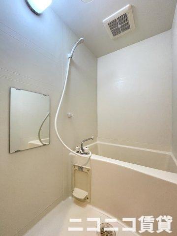 バス・シャワールーム　モデルルームの為、現状を優先致します。