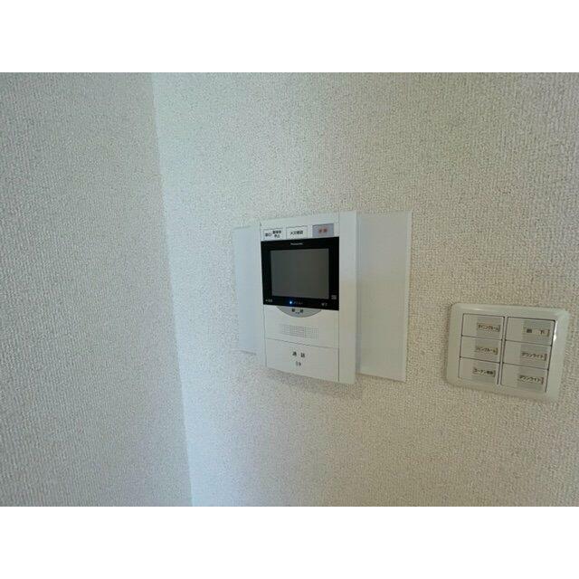 セキュリティ　モニタ付きインターホンで安心♪