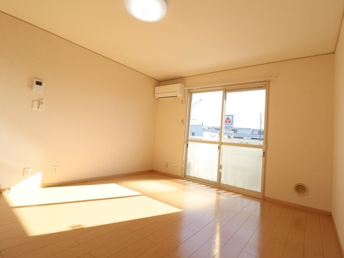 居室・リビング　使いやすいリビングです