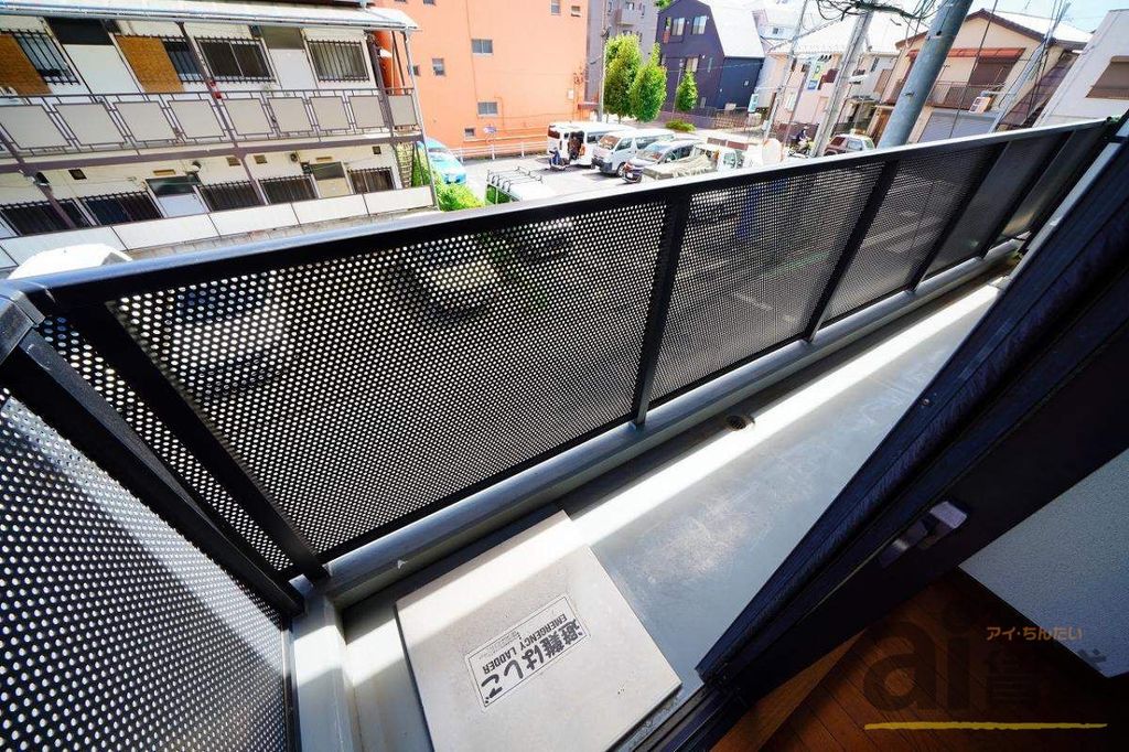 バルコニー　バルコニー