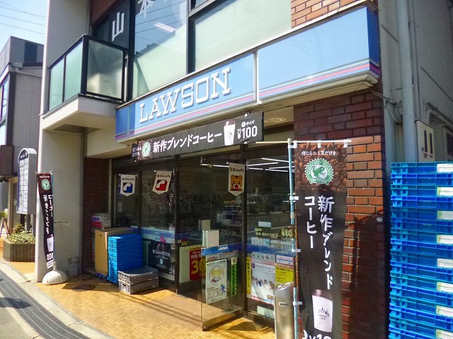 コンビニ　ローソン池田市役所前店（コンビニ）まで721m