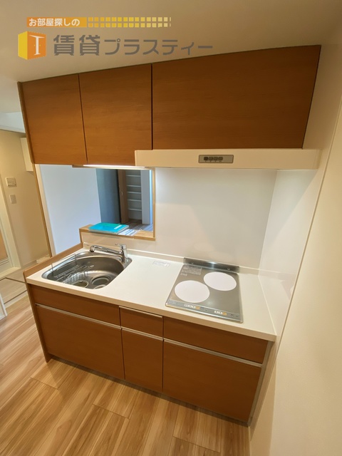 キッチン　後片付けが楽なＩＨコンロです。