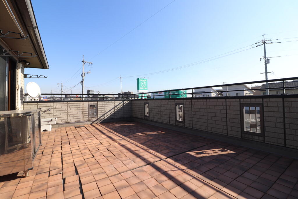 バルコニー　日当たりの良いバルコニー☆