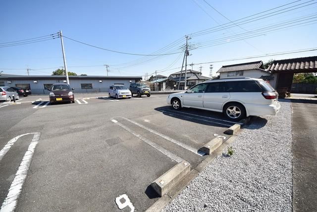 その他　駐車場（その他）まで5m