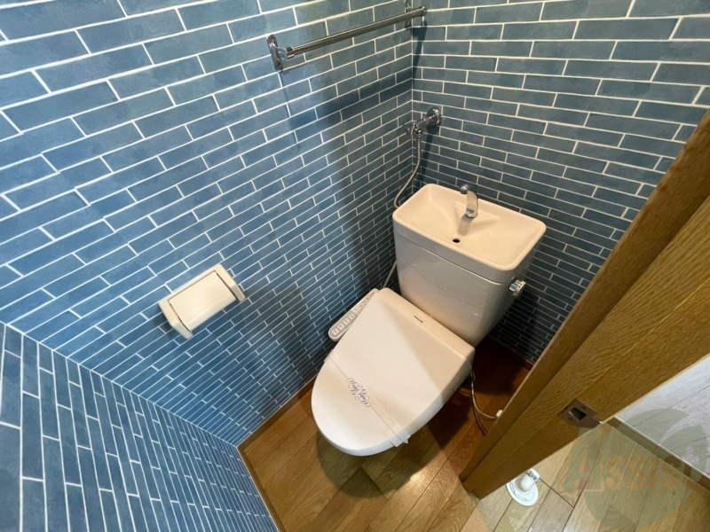 トイレ　トイレです。ウォシュレット付を探している方、おすすめです。