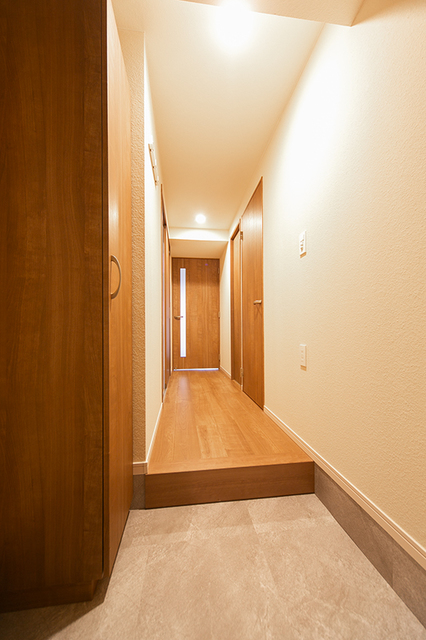 玄関　※写真は同タイプ住戸です。
