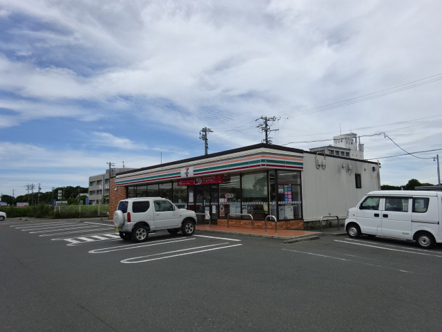 コンビニ　セブンイレブン（コンビニ）まで996m