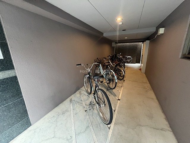 駐車場　駐輪場