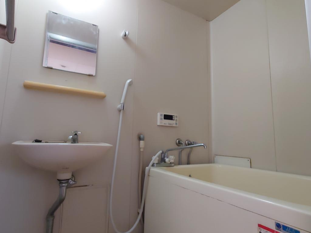 シティ中島丁Bの風呂写真