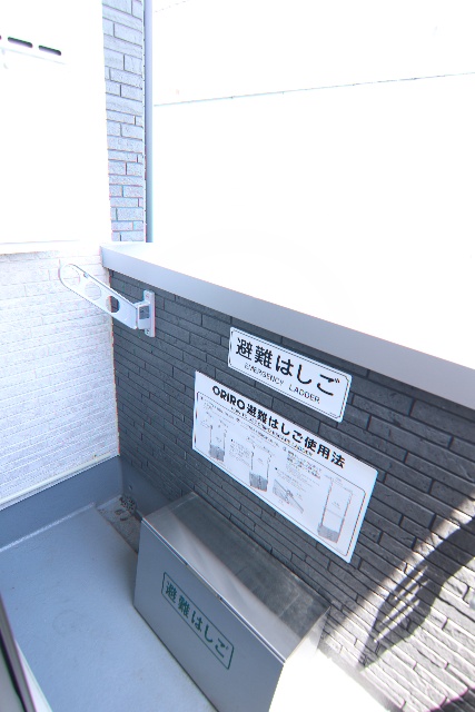 バルコニー　※別室の参考写真の為、現況優先です。