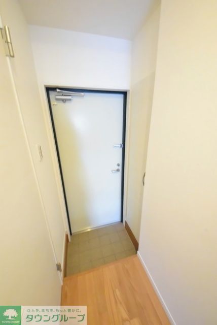 玄関　お部屋探しは【タウンハウジング千葉店】にお任せ下さい♪